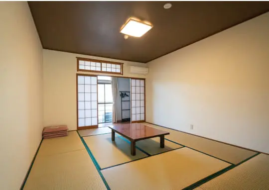 客室（10畳）